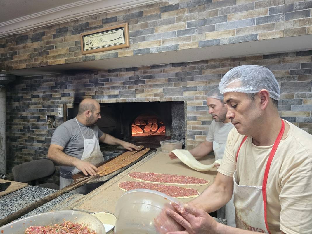 Konya'nın sevilen lezzeti Etliekmeğe bir rakip çıktı! 2